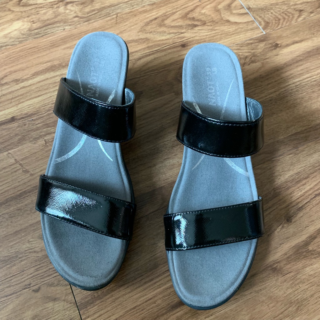Brand New Naot Slides Size 39